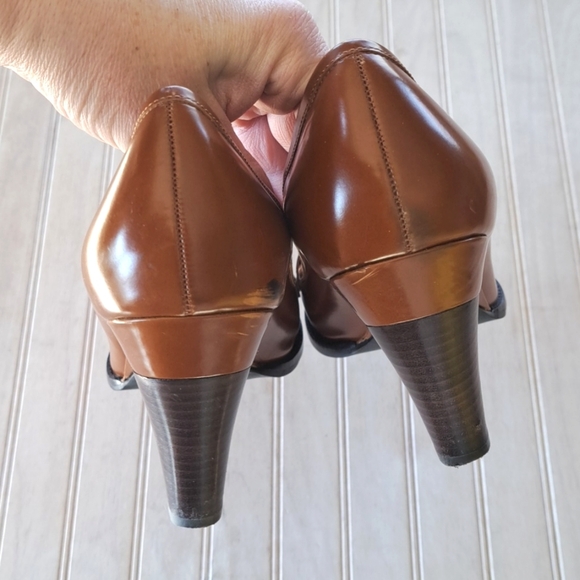 Via Spiga Brown Leather Heels - Picture 3 of 13